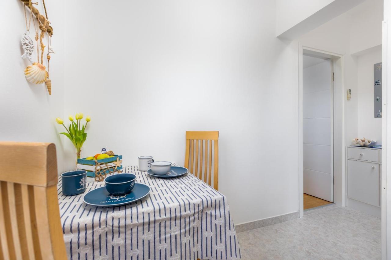 Bonihome Apartments Punat Bagian luar foto