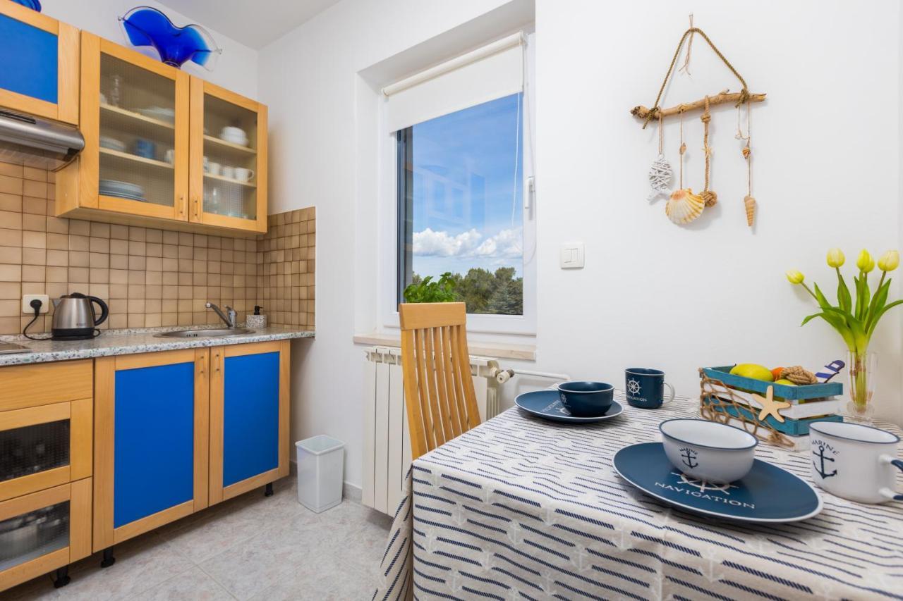 Bonihome Apartments Punat Bagian luar foto
