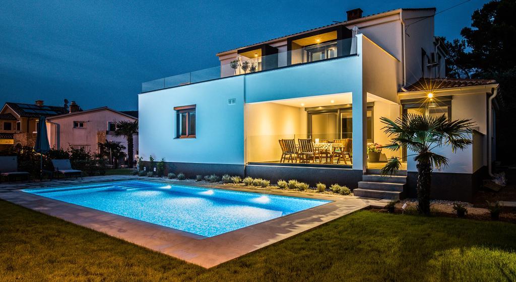 Bonihome Apartments Punat Bagian luar foto