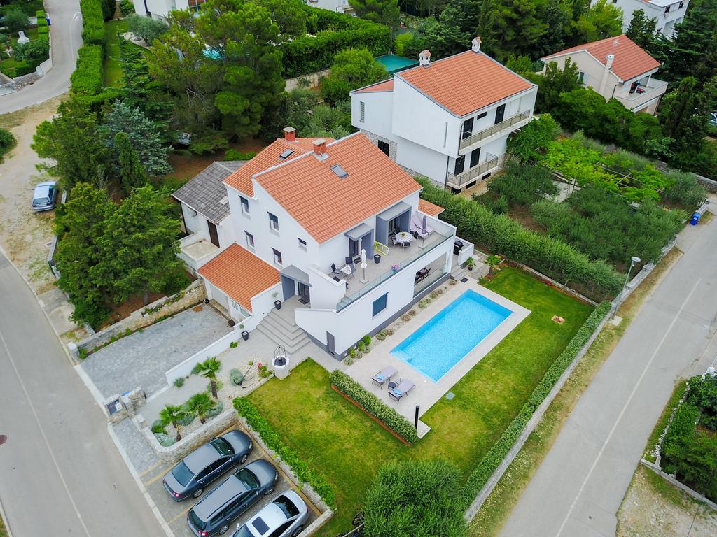 Bonihome Apartments Punat Bagian luar foto